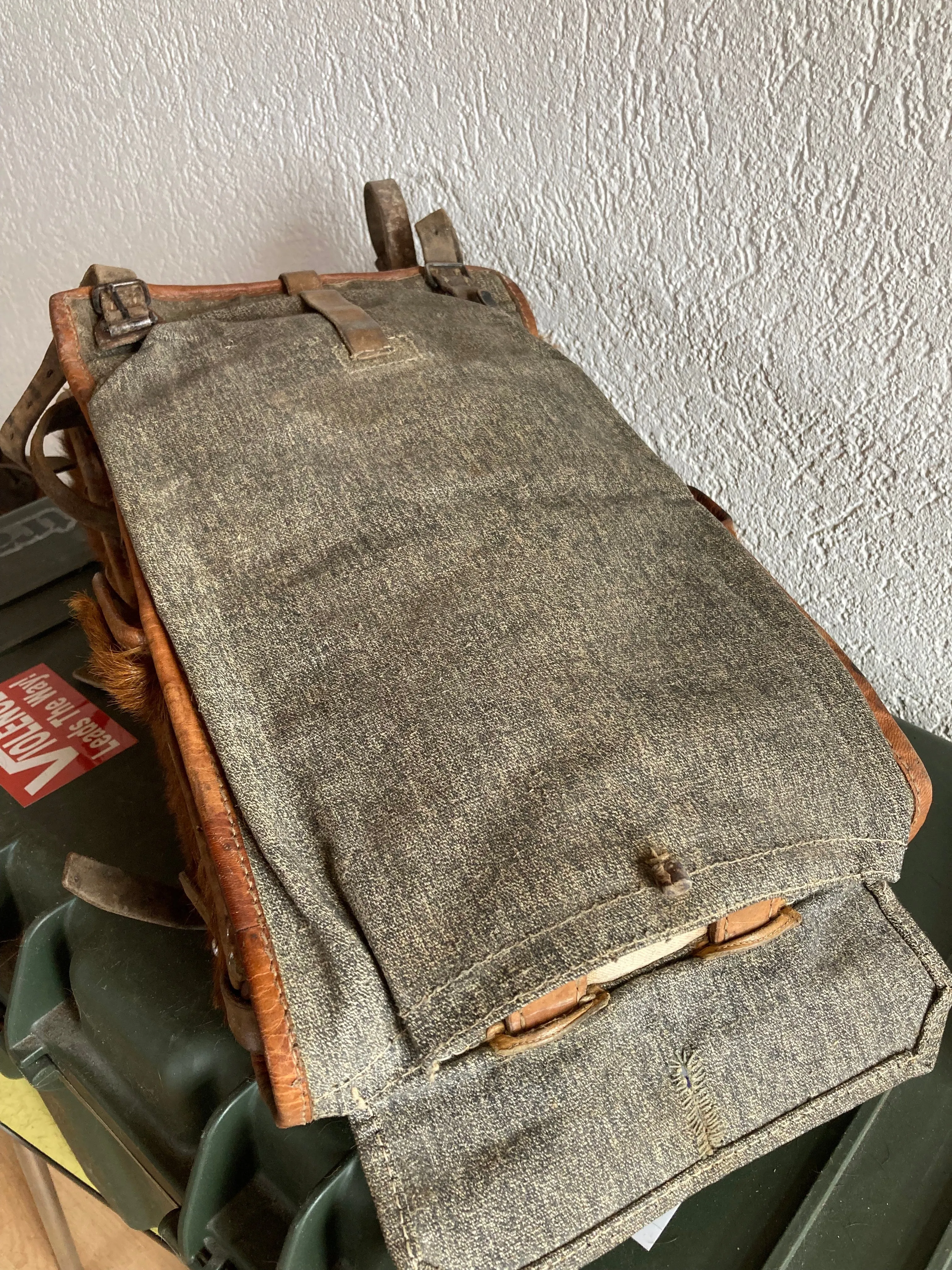 Backpack, 1938 SWISS MILITARY TORNISTER (FÄLLAFF) RUCKSACK