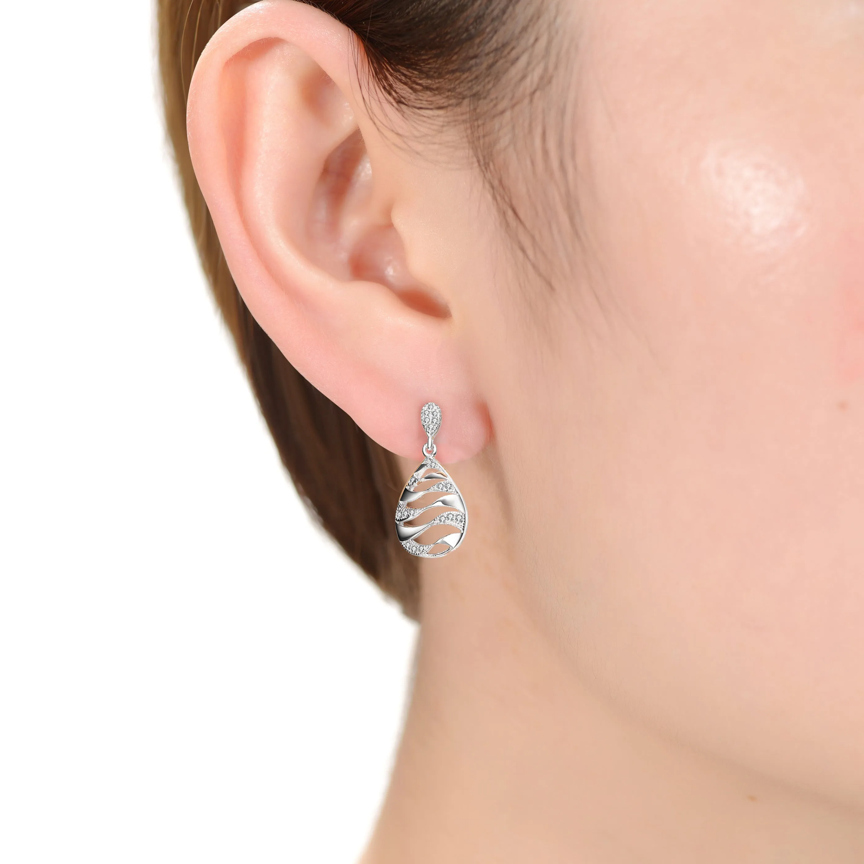 Daphné Wave Drop Earrings