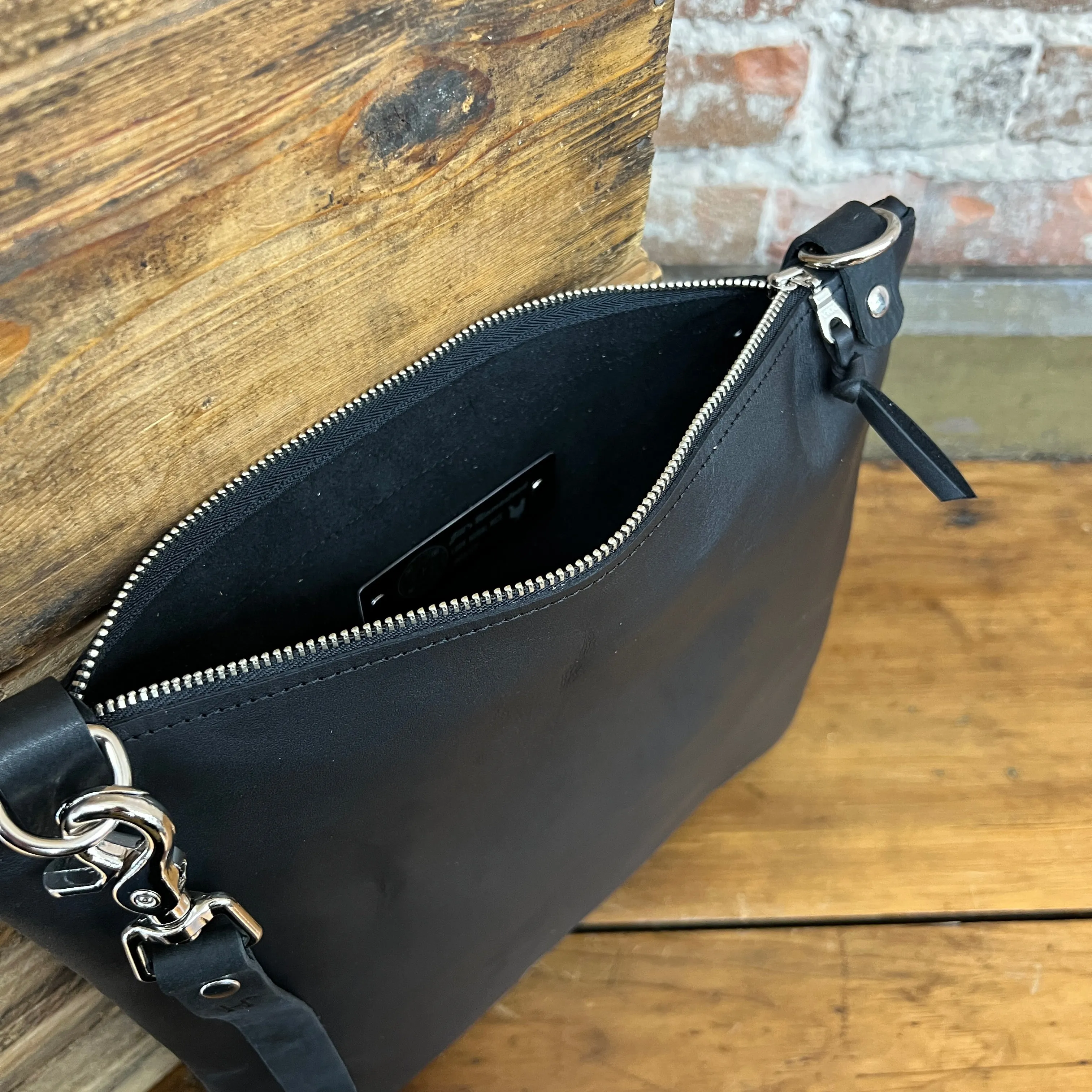 Dolly Bag - Black