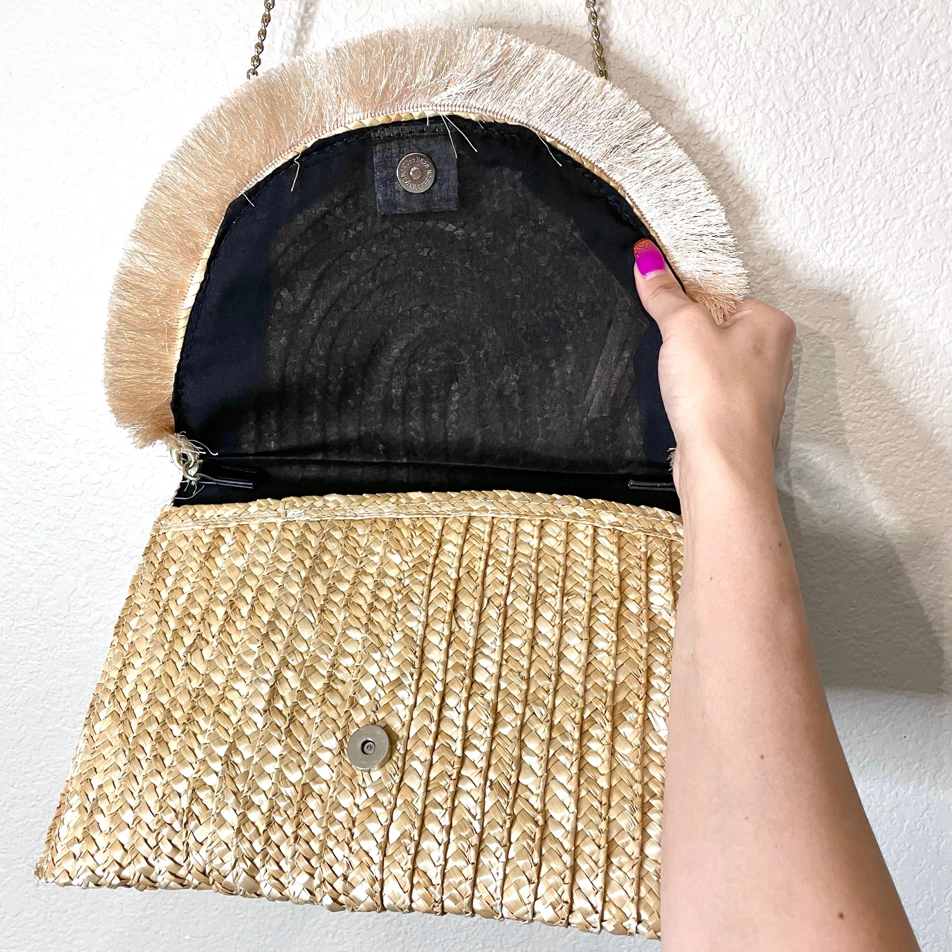 Fringe Pom Pom Straw Purse