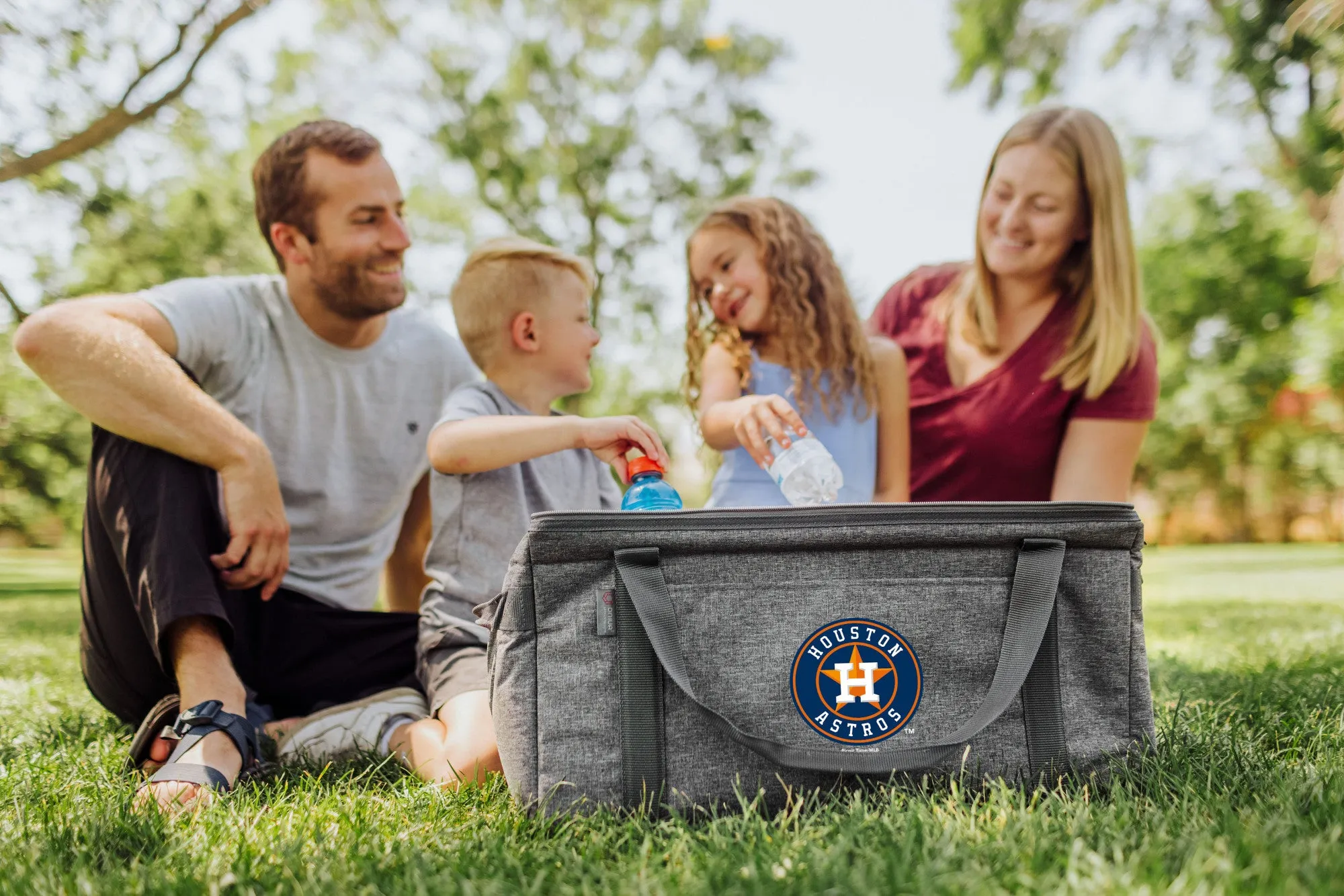 Houston Astros - 64 Can Collapsible Cooler