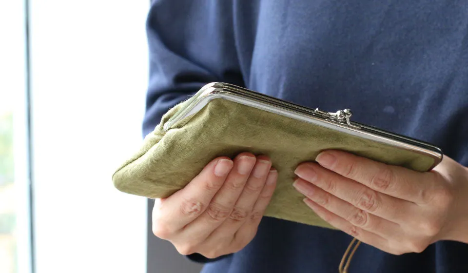 Linen Clasp Pouch - Large Size /  Light Green Color - , Cosmetic Pouch, Makeup Pouch, Japanese Gamaguchi Pouch, Travel Toiletry Pouch, Stationery Pouch, Bag organizer, Bag in Bag