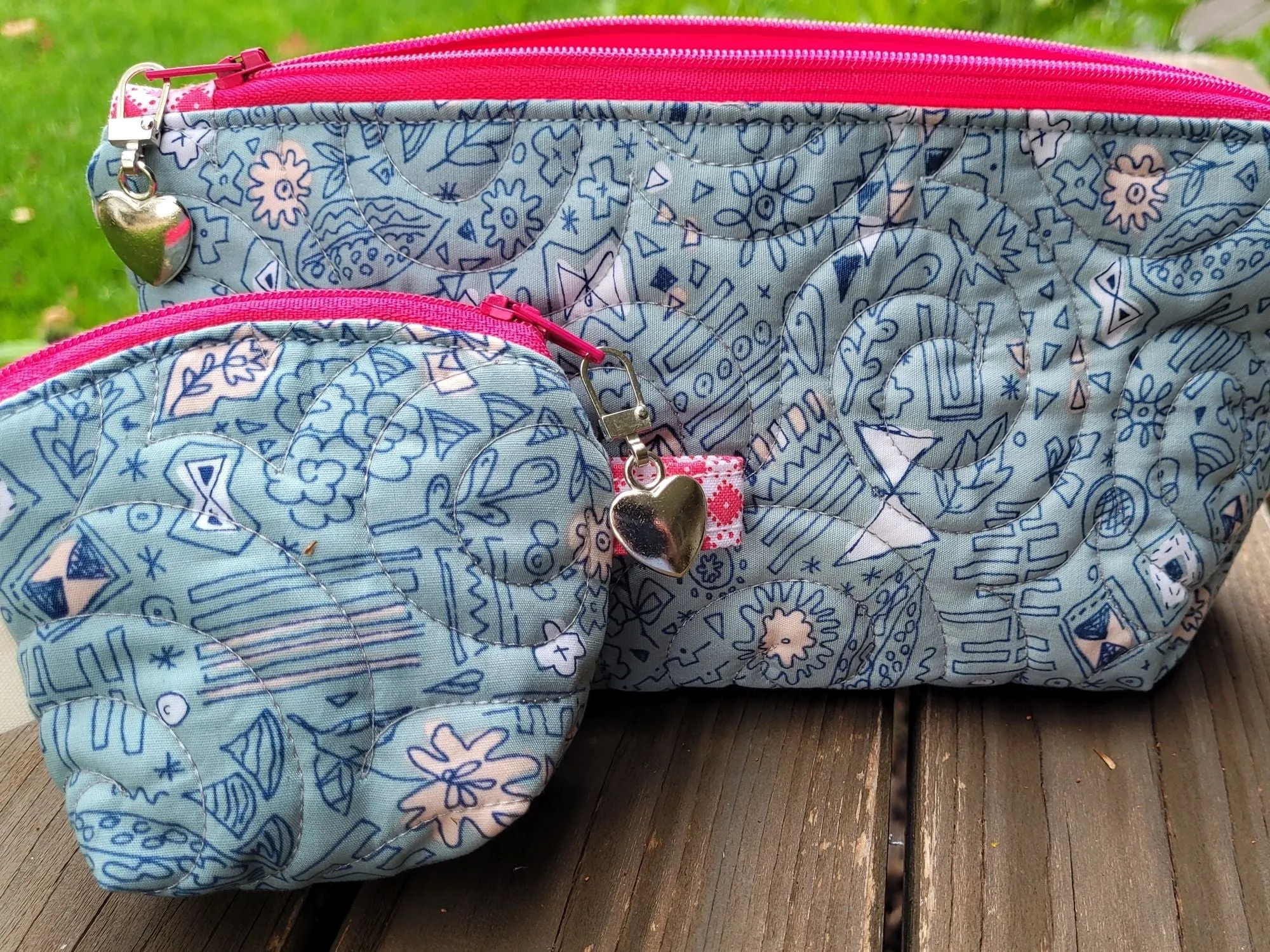 Quilted Zipper Pouch Set, Blue Doodle