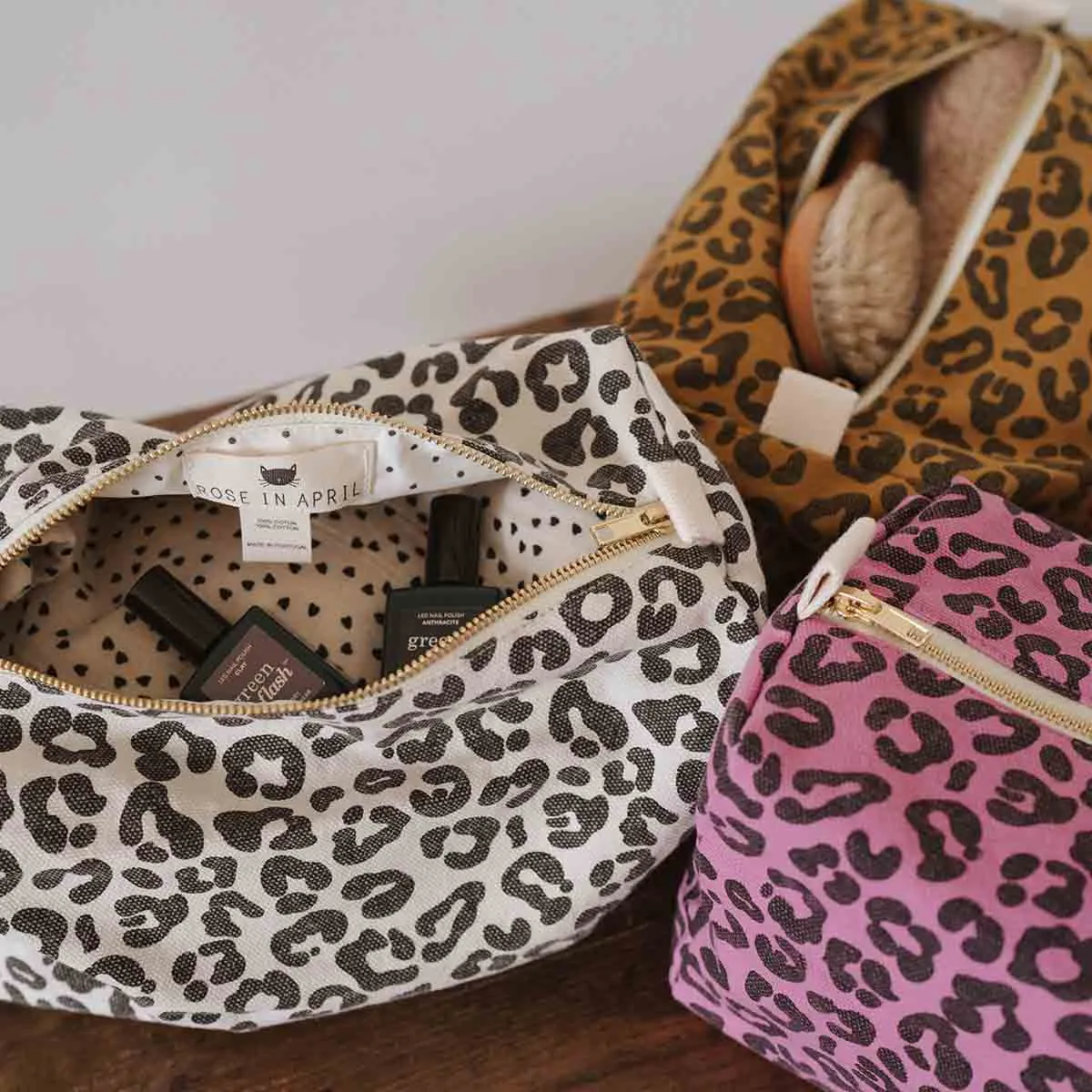 Rose in April Vic Toiletry Bag Leopard Naturel