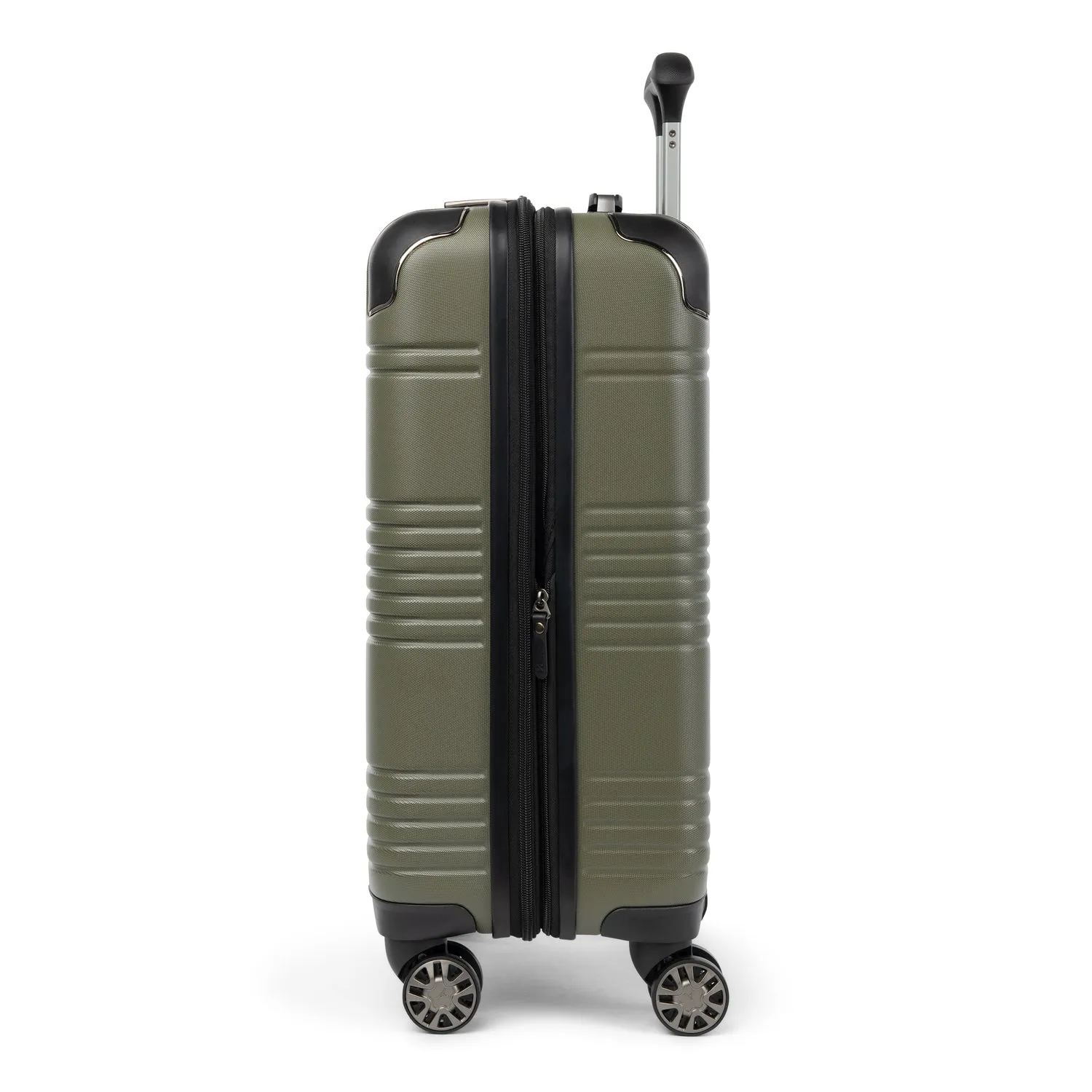 Roundtrip® Carry-On / Medium Check-In Hardside Set