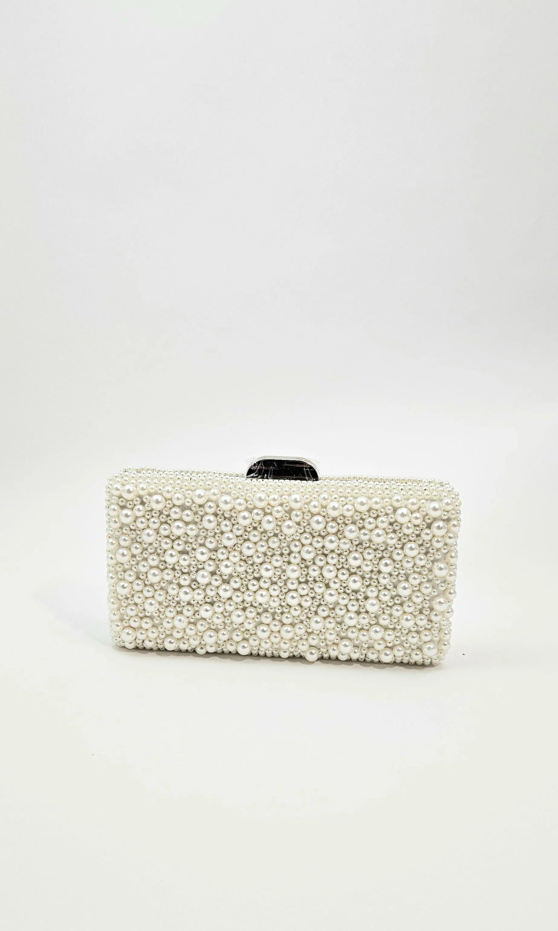 SALLY PEARL CLUTCH (SILVER)