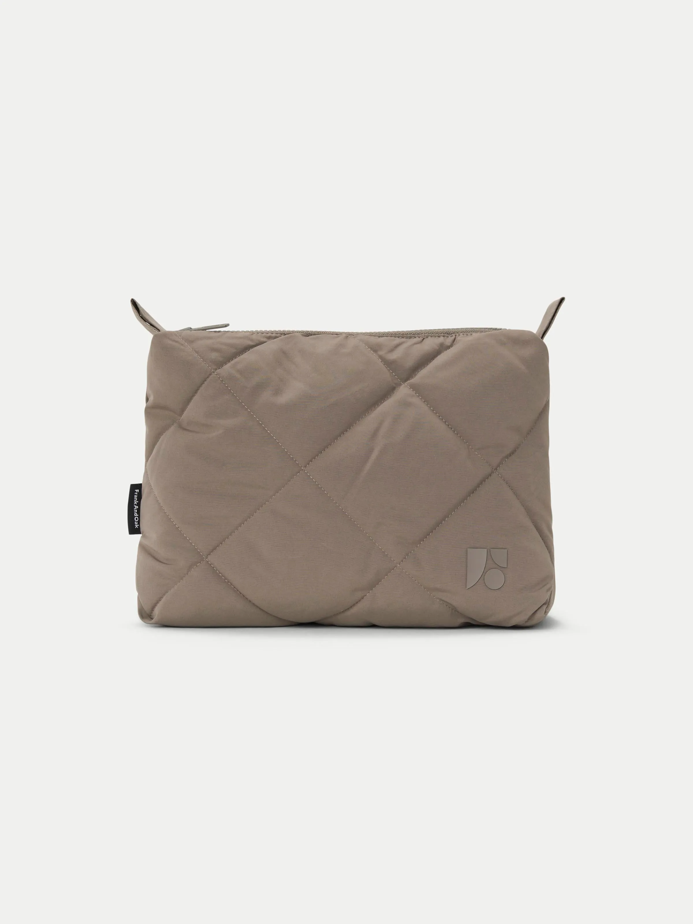 The Skyline Dopp Kit in Dark Taupe